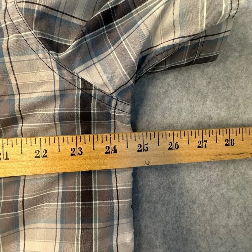The North Face Plaid Short Sleeve Button Shirt XL Gray
